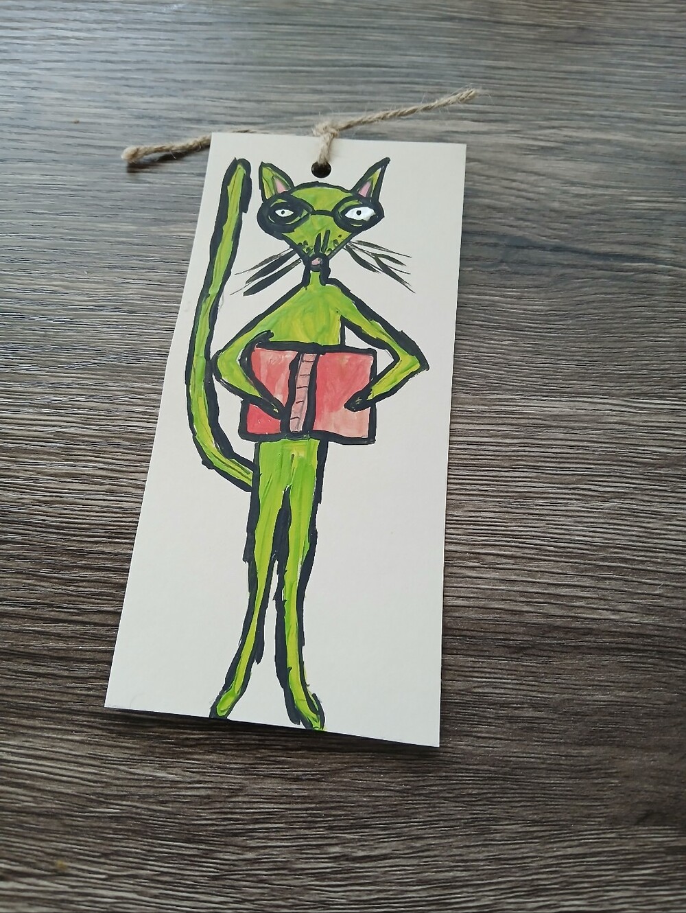 Green Cat Reading Bookmark - Picture 5 of 5